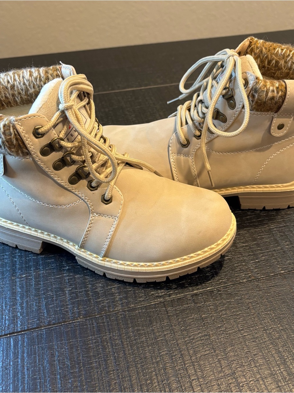 ANJOUfemme Women’s Beige Lace-Up Waterproof Boots- Size 8